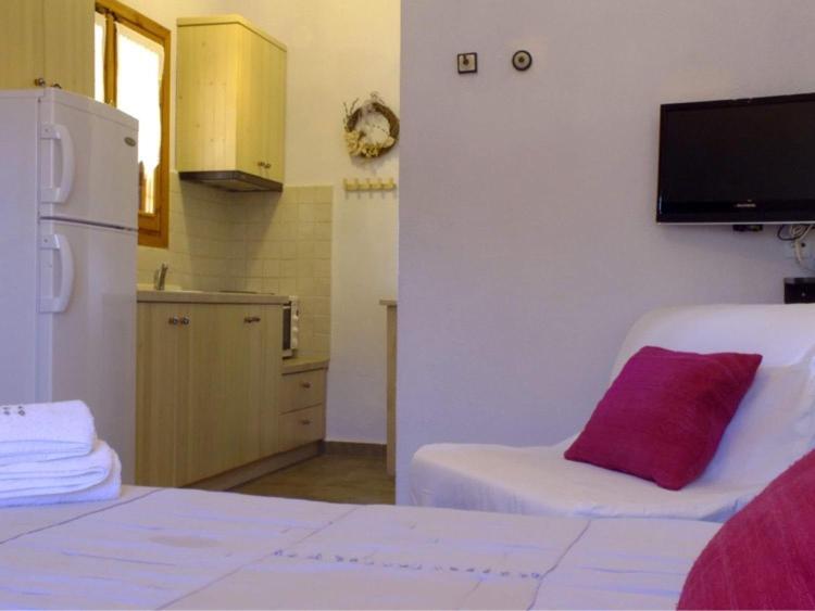 4Elies Apartments Vourvourou Oda fotoğraf